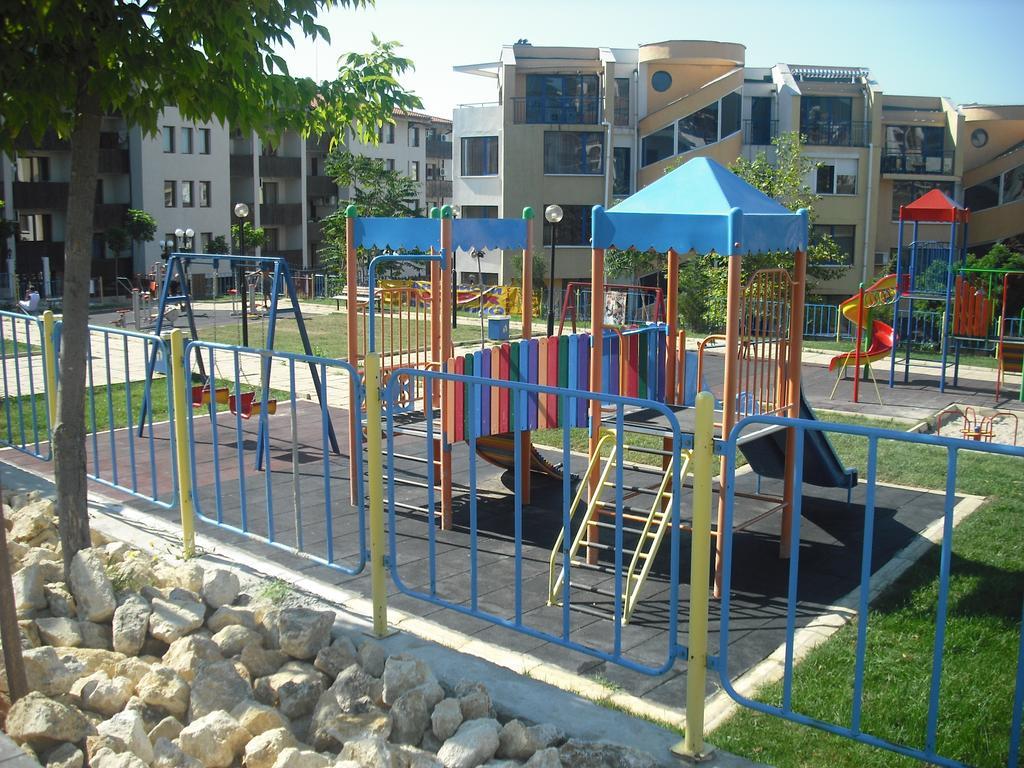 Vega Village Ap B39 Sveti Vlas Exterior foto